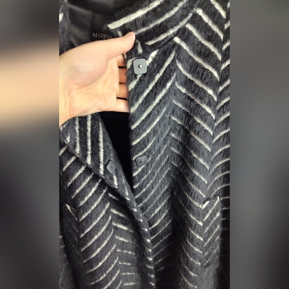 NEW Marina Rinaldi fuzzy coat textured print wool blend cape black alpaca - Picture 9 of 15